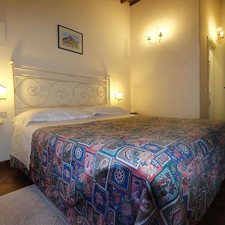 Oliviera Camere Pienza Bagian luar foto