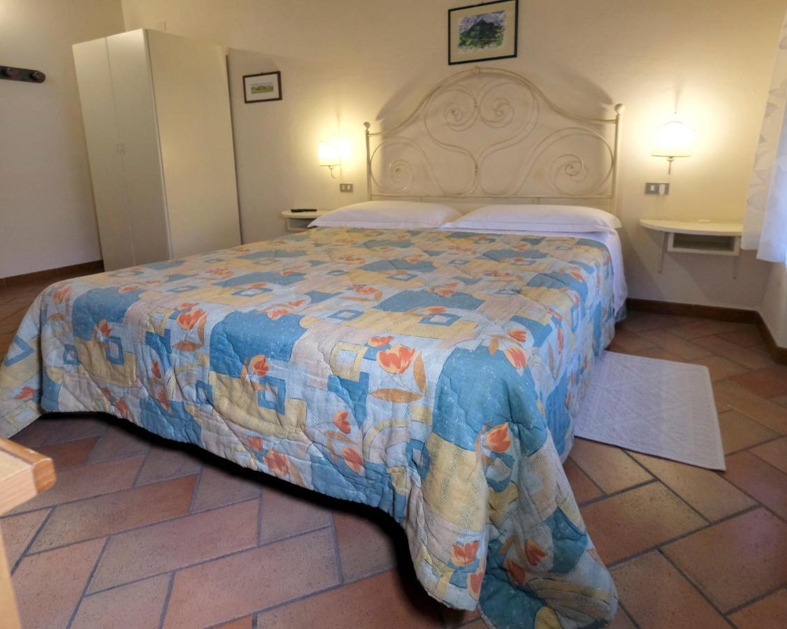 Oliviera Camere Pienza Bagian luar foto