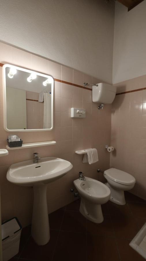 Oliviera Camere Pienza Bagian luar foto