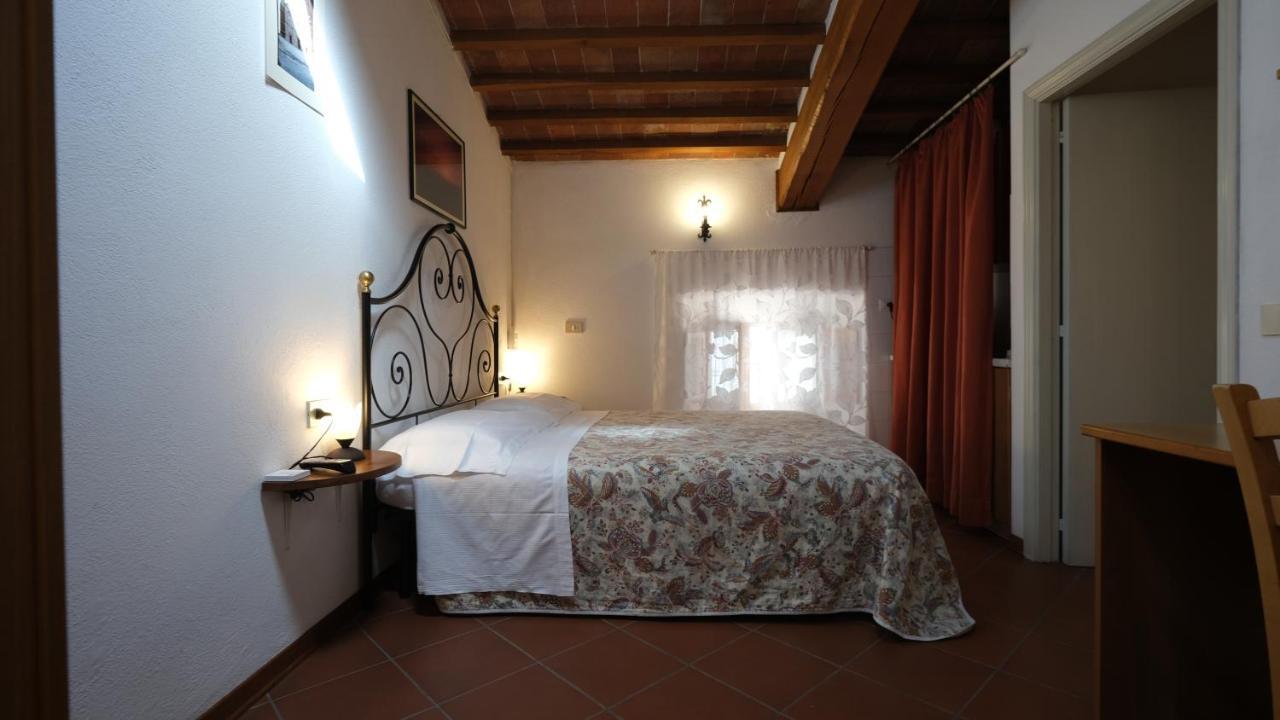 Oliviera Camere Pienza Bagian luar foto