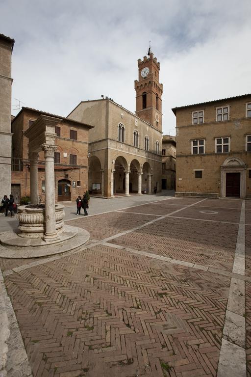 Oliviera Camere Pienza Bagian luar foto