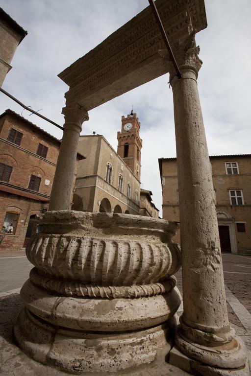 Oliviera Camere Pienza Bagian luar foto