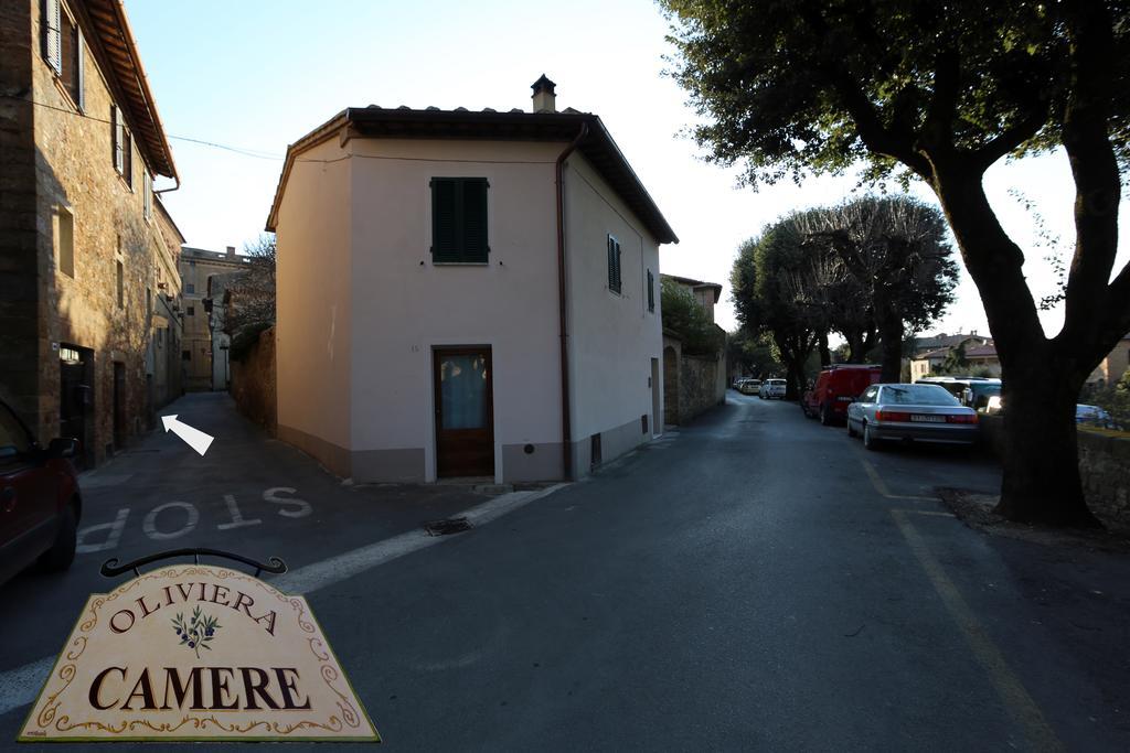 Oliviera Camere Pienza Bagian luar foto